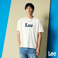 Lee 男女同款 寬鬆版 Logo 水柔棉布料 短袖T恤 | Modern &amp; FITS’ EM ALL
