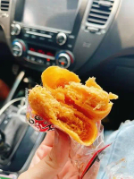 Hộp bánh chà bông gà jambon trứng muối M&D Thái Lan 550g