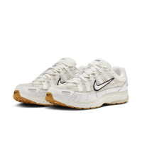 【NIKE】NIKE P-6000 PRM 男鞋 休閒鞋 山峰白-HF4898121-US 12