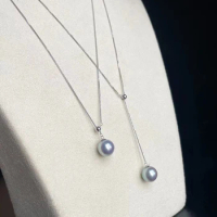 Classic Japanese Aurora Akoya Saltwater Pearl Pendant with 8-8.5mm Blue Gray Beads Length Adjustable 18K Gold Foxtail Y Chain