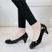 Women's fashion black round toe, thick heel, high heels, professional workwear leather shoes, formal