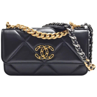 【CHANEL 香奈兒】19系列經典雙C LOGO菱格紋小羊皮鍊帶斜背小包(黑色AP3067L-BLK-GPN)