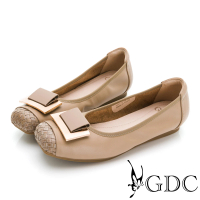 GDC 經典編織金釦軟底方頭平底娃娃鞋-可可色(324735-08)