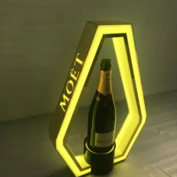 Custom Logo Rechargeable New Style Gold Finish Moet Champagne Bottle Presenter King Chandon Glorifier Carrier Glorifier Display