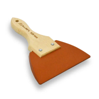 【ALLGET】日式木柄橡膠刮刀-125mm(軟刮刀 汽車板金/木器家具補土 刮漆 除水 不傷表面)