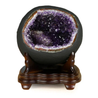 【開運方程式】紫晶洞5.1K特紫紅綠瑪瑙邊方解石共生錢袋子(AGU699紫水晶洞風水開運擺設)