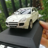 白色保時捷卡宴Cayenne Turbo合金比例43車模展示盒裝漆面瑕疵