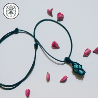 Pendant Pirus (Kalung Batu Pirus)