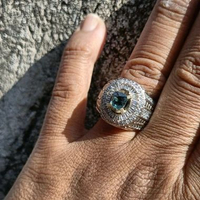 Cincin batu spinel natural
