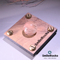 【SmileRocks 石麥】天然鴻運紅髮晶球 直徑2.1cm(順髮髮晶球 附SmilePad 6x6 底板)