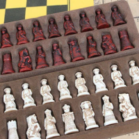Figures Shape Chess Leather Chess Board Characters Chess Game Resin Terracotta Chess Pieces for Parent-Child Entertainment