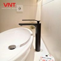 VNT Keran Washtafel Panas Dingin Kran Air Wastafel Hitam Minimalis
