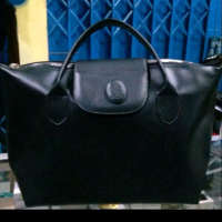 Tas Psh Persit Wanita Model Terbaru dengan Desain Elegan dan Kapasitas Besar untuk Kebutuhan Sehari-