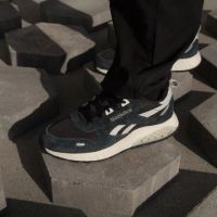 【REEBOK官方旗艦】CL LEATHER HEXALITE_慢跑鞋_男/女_100032780