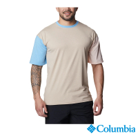 【Columbia 哥倫比亞 官方旗艦】男款-Deschutes ValleyUPF50快排短袖拼接上衣-卡其(UAM93460KI)
