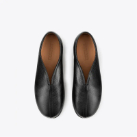 Giày Loafer Mũi Chẻ Màu Đen TARMOR Da Bò Vân Hạt - Loafer With Central Seam In Milled Leather