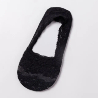 【DaoDi】日韓新款蕾絲花邊防滑透氣隱形襪12雙組多色任選(深口蕾絲隱形襪加大玫瑰矽膠止滑設計)