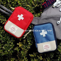 現貨－韓國旅行家用便攜急救包 隨身小藥包 小收納包 應急包 (隨機出貨)