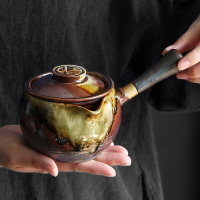 免運 茶具系列 復古窯變柴燒聚福側把茶壺創意家用陶瓷分茶器功夫茶具泡茶壺單壺