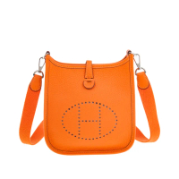 【Hermes 愛馬仕】新款Evelyne 16 Amazone 金釦斜背包(ORANGE)