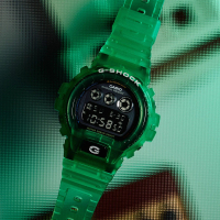 【CASIO 卡西歐】G-SHOCK 繽紛半透明手錶(DW-6900JT-3)