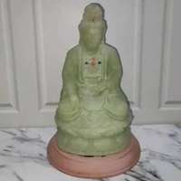 Patung Dewi Kwan Im (Guanyin) – Batu Hijau / Jade Look – Duduk Meditasi