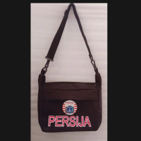 Jakarta .tas selempang Persija Jakarta.