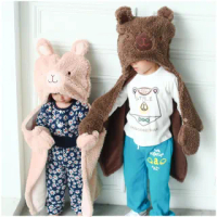 【baby童衣】任選 嬰兒造型披肩 羊羔絨包被 披風 抱毯 50597(共2色)