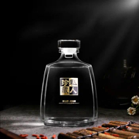 Non-Lead Scotch Decanter Alcohol Bottle 500ML clear/white color whiskey decanter for Liquor Scotch Bourbon