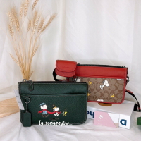 美國代購🇺🇸台灣現貨 Coach 史努比1+1郵差包 斜背包【APP下單跨店最高20%點數】