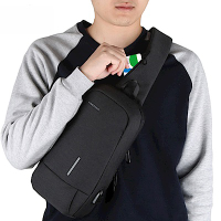 leaper KINGSONS USB充電 防潑水防盜10.1吋單肩斜背包胸包