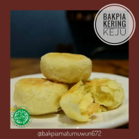 BAKPIA KERING KEJU [ KEMASAN VAKUM ]