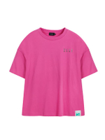 เสื้อยืดผู้หญิง แขนสั้น ทรง CROP ผ้า COTTON สกรีนลายกราฟฟิค รุ่น W3K723 - สีชมพู | ELLE 80 YEARS LIM