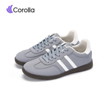 【มีไซส์ใหญ่】Corolla รองเท้าผ้าใบลำลองส้นแบน สำหรับผู้ชาย และผู้หญิง วัสดุหนัง PU ระบายอากาศดี ทนทาน 
