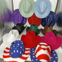 หมวกคาวบอยที่มีสีสันต่างๆหมวกคาวบอยขาวดำรู้สึกหมวกผู้ชายและผู้หญิงปีกใหญ่กลางแจ้งหมวกอัศวินหมวก Fedora แจ๊ส Cap6999