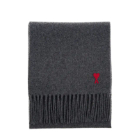 【AMI PARIS】經典品牌紅色小愛心LOGO羊絨流蘇圍巾(灰色)