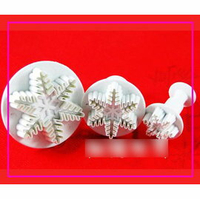 【翻糖模-塑膠-3件雪花】翻糖彈簧壓模 聖誕餅乾模 翻糖蛋糕工具 糖花(一套三件: 2.5、4、5.5cm)-8001006