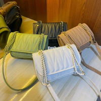LUXURY EVELYN