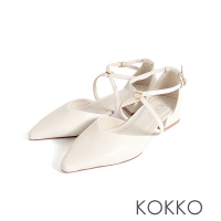 【KOKKO 集團】微性感交叉繞帶綿羊皮尖頭包鞋(米白色)
