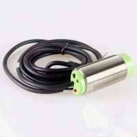 2 ชิ้น CR30-15DN CR30-15DP CR30-15DN2 CR30-15DP2 เซ็นเซอร์สวิตช์ความใกล้เคียงแบบคาปาซิทีฟใหม่จาก Aut