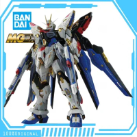 In Stock BANDAI ANIME Gundam MGEX 1/100 ZGMF-X20A STRIKE FREEDOM GUNDAM Assembly Plastic Model Kit Action Toys Figures Gift