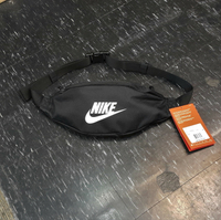 TheOneShop NIKE 黑色 黑白 基本款 經典款 腰包 側背包 斜背包 隨身包 肩背包 包包 BA5750-010