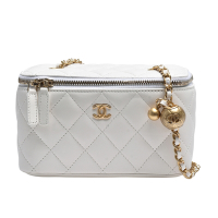 CHANEL香奈兒 經典雙C LOGO小金球菱格小羊皮拉鍊斜背長型小包(白)
