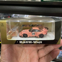 Star Model Porsche RWB 993 GT Wing Pink Pig Livery (Der Truffel Jager) with Figure