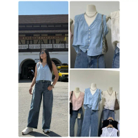Used. เสื้อแขนกุด งานปักทั้งตัว แต่งกระดุมหน้า อก32-36