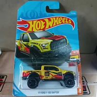 Hot wheels 17 FORD F-150 RAPTOR