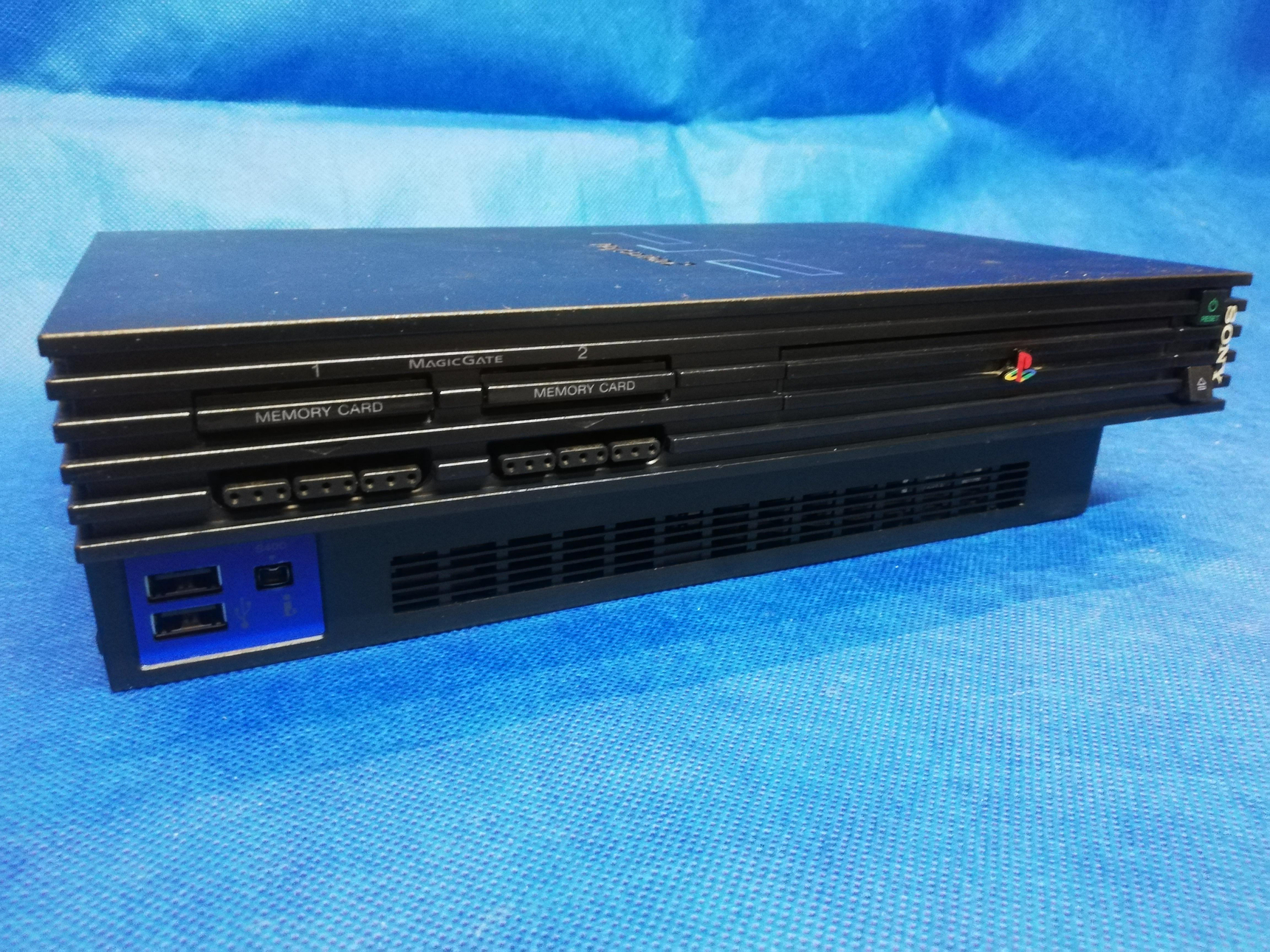 PS2 神秘類比按鈕之謎:歷經 20 年的謎團終於揭曉 — BigGo 財經