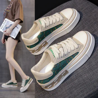 New Platform Sneaker Chunky Casual Vulcanize Comfy Height Increasing Trainers Hidden Heel Women Spring Autumn Boat Canvas Shoes