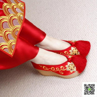 中式婚鞋秀禾鞋高跟鞋新娘紅色布鞋女粗跟繡花鞋敬酒鞋流蘇古裝鞋 清涼一夏钜惠