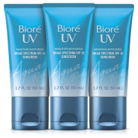 Biore UV Aqua Rich SPF 30 PA+++ Daily Moisturizer Sunscreen for Face, For Sensit